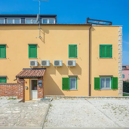 Zanella *